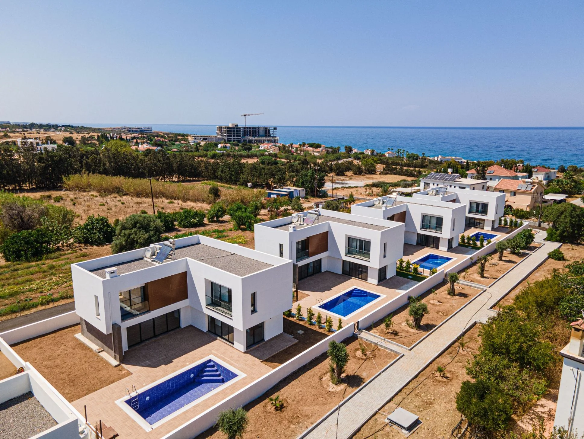 Emtan Deluxia